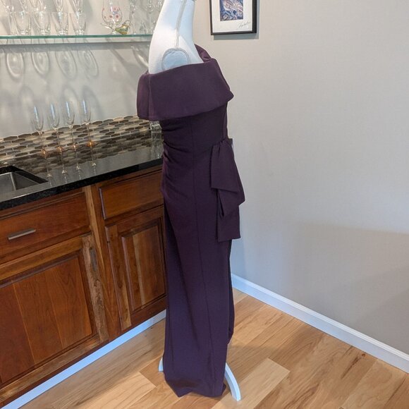 NEW Xscape Solid Side Ruched High Slit Off Shoulder Maxi Long Formal Gown Size 8 - Picture 5 of 10